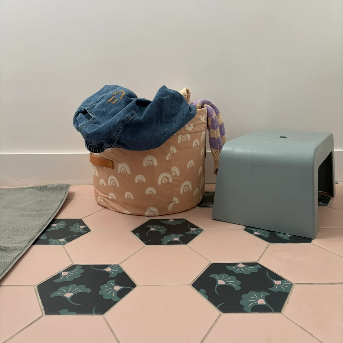 Mini Ciao Bazar Arc en Pêche - Image 3