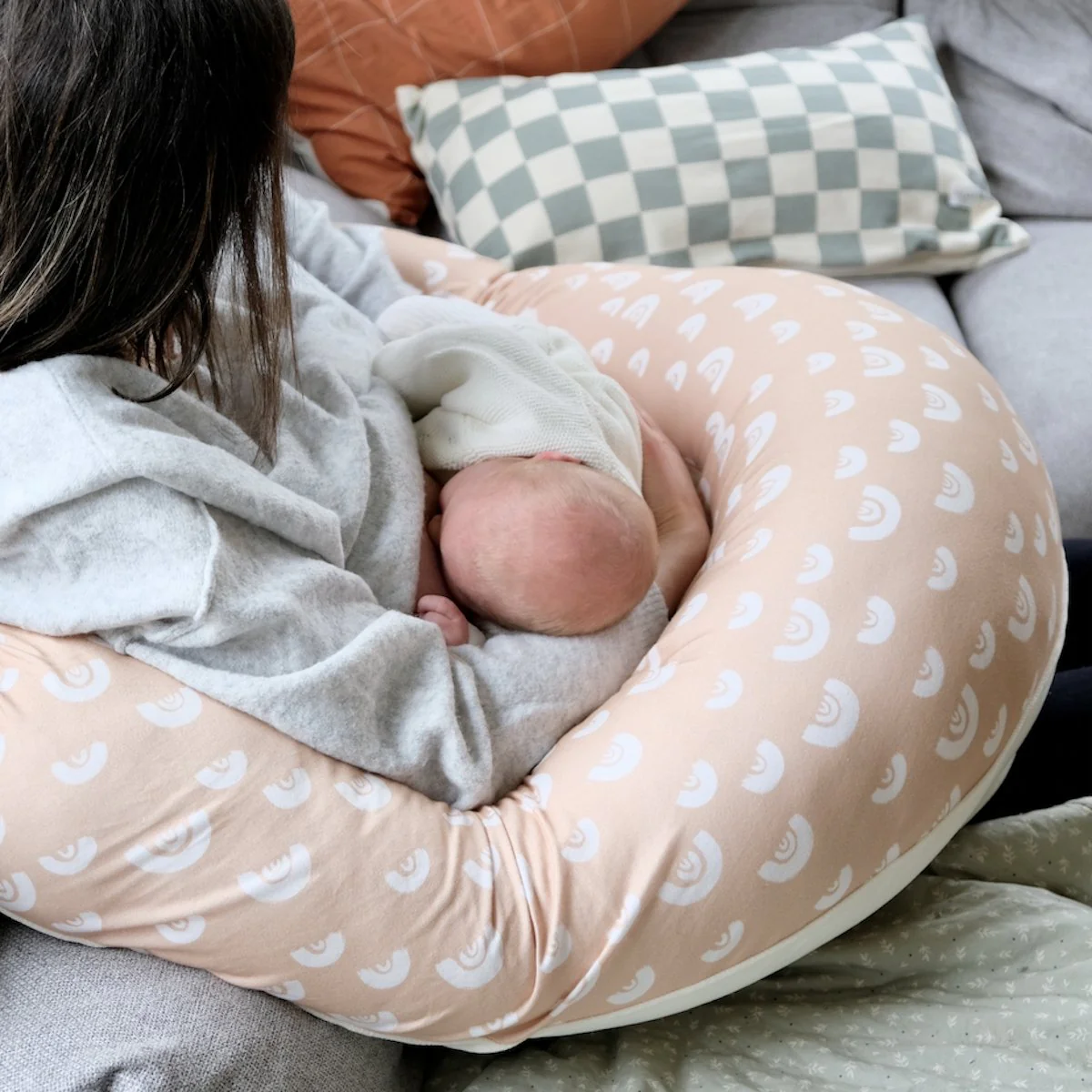 Coussin d'Allaitement Arc en Pêche - Image 5